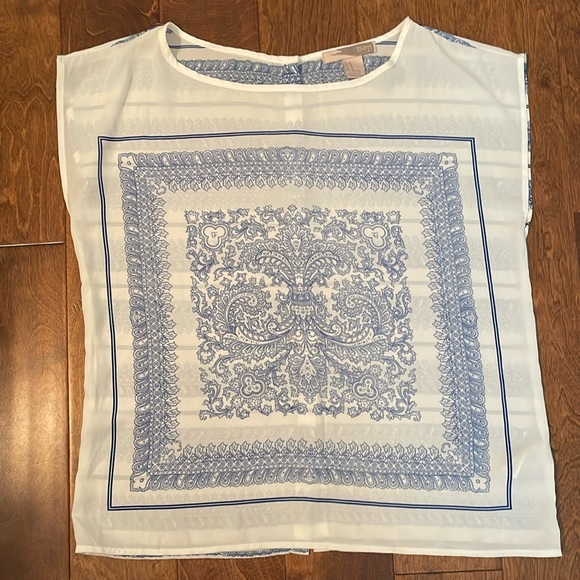 Blue and white breezy blouse - Picture 1 of 5